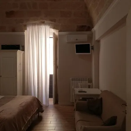 Al Rosa Antico Monopoli